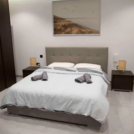 Bernese Oberland Apt 3