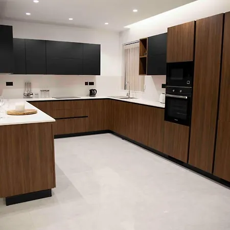 Bernese Oberland Apt 3 Apartment *